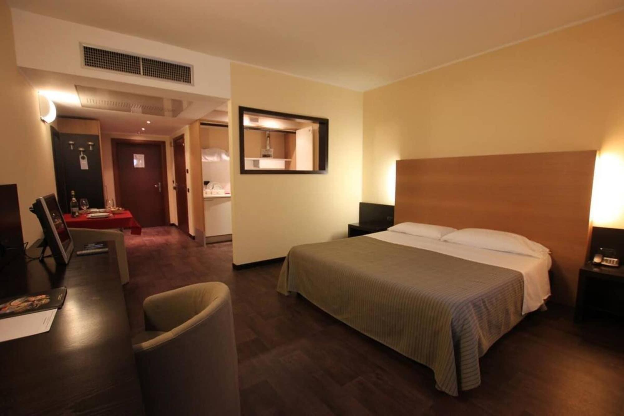 Golf Hotel 라이나테 외부 사진